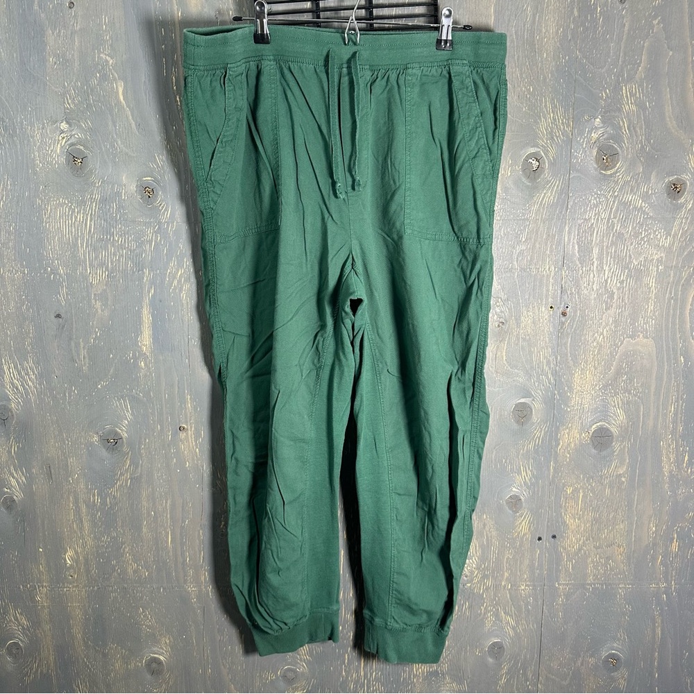 Green Pants